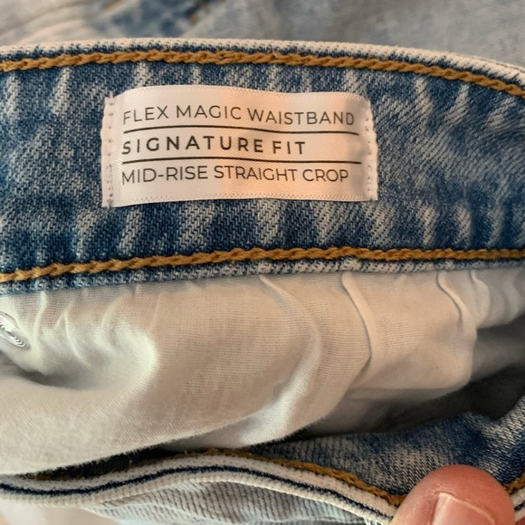 Lane Bryant Women’s Signature Fit Mid-Rise Straight Crop Blue Jeans; Size 18 - Picture 3 of 10